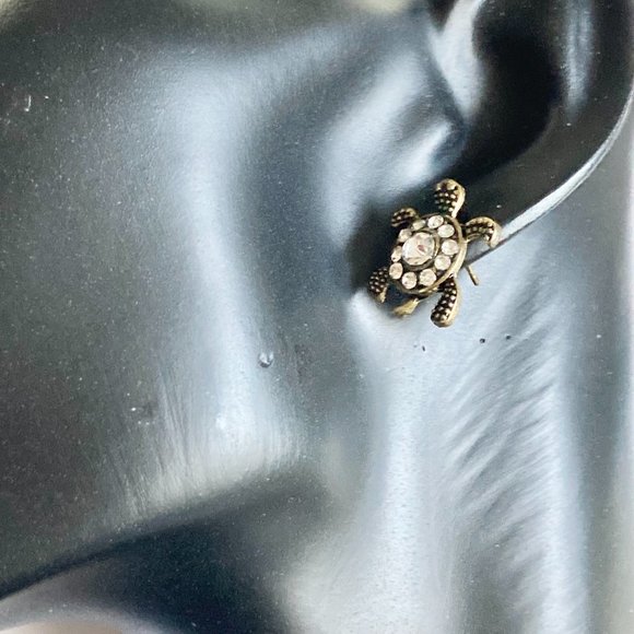 Crystal Sea Turtle Post Earrings Gold Tone Plated Nautical Island Beach Dainty - Picture 3 of 12